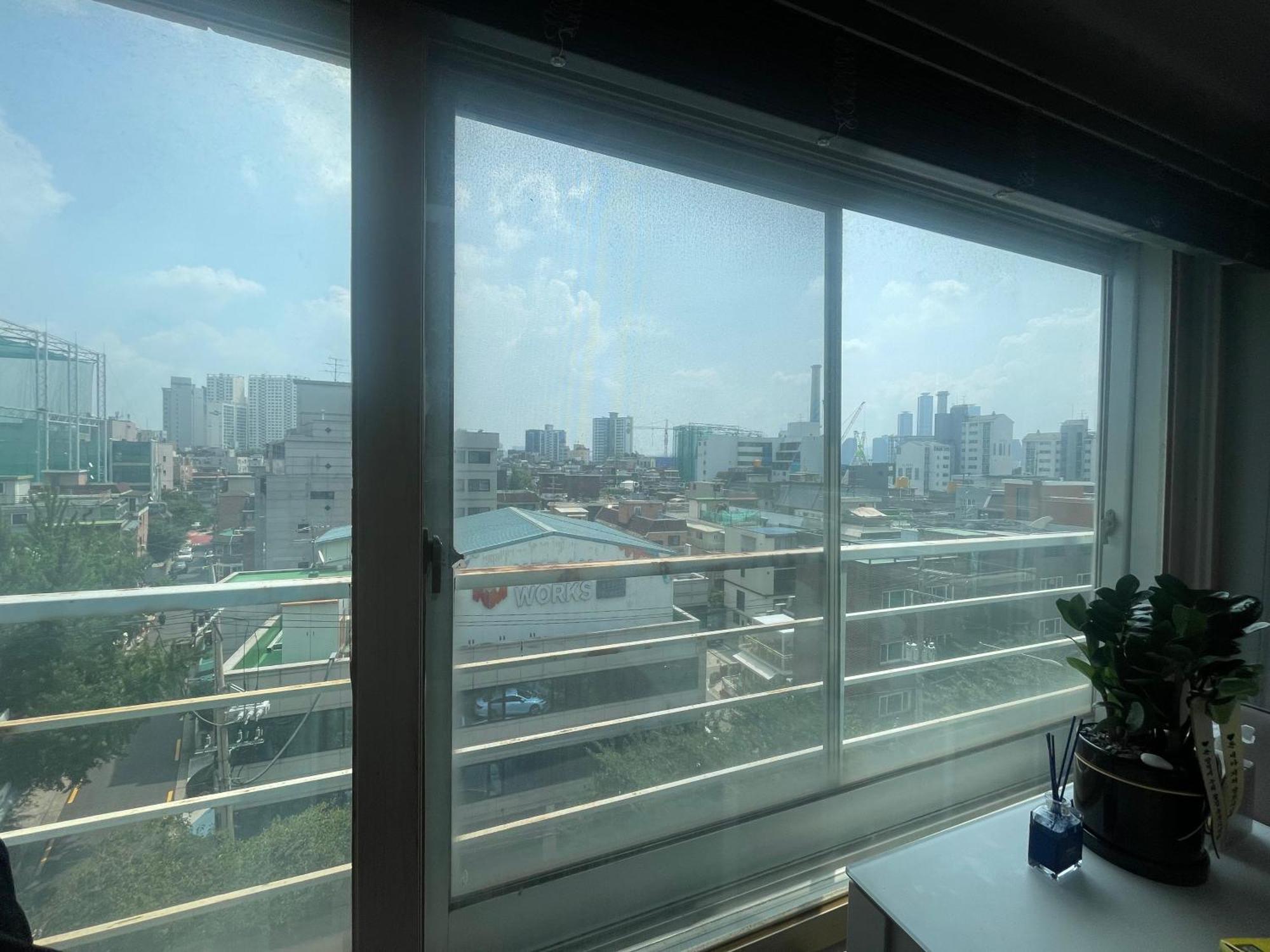 Rumah tetamu K Wave Only Female In Hongdae 1 *